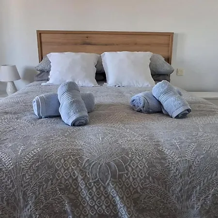 Superb 3 Beds Duquesa Port * Манилва