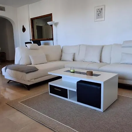 Апартаменты Superb 3 Beds Duquesa Port *