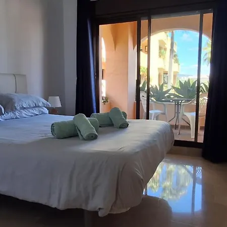 Superb 3 Beds Duquesa Port * Манилва